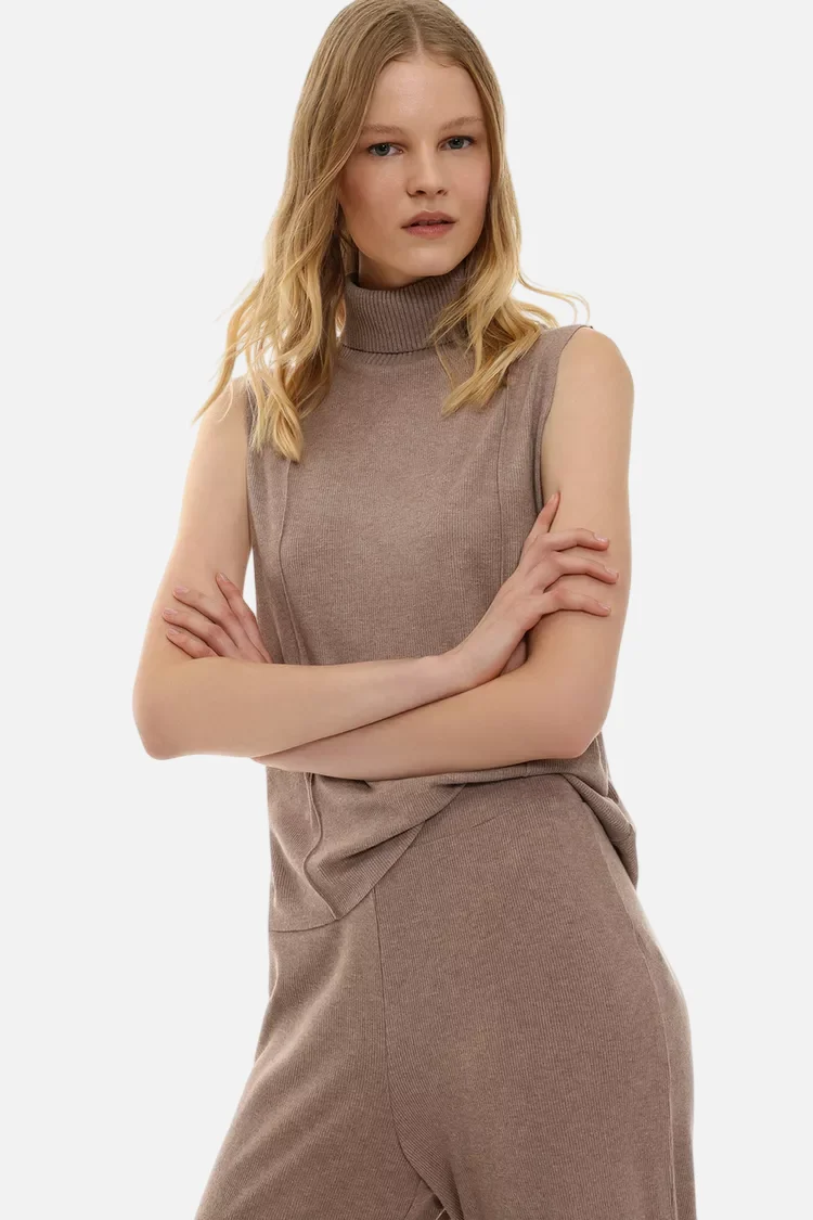 Soft-touch vest sweater – Bild 4
