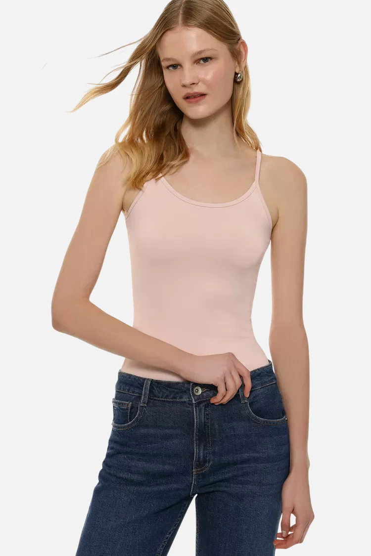 Stretch T-shirt with thin straps Pale Pink – Bild 2